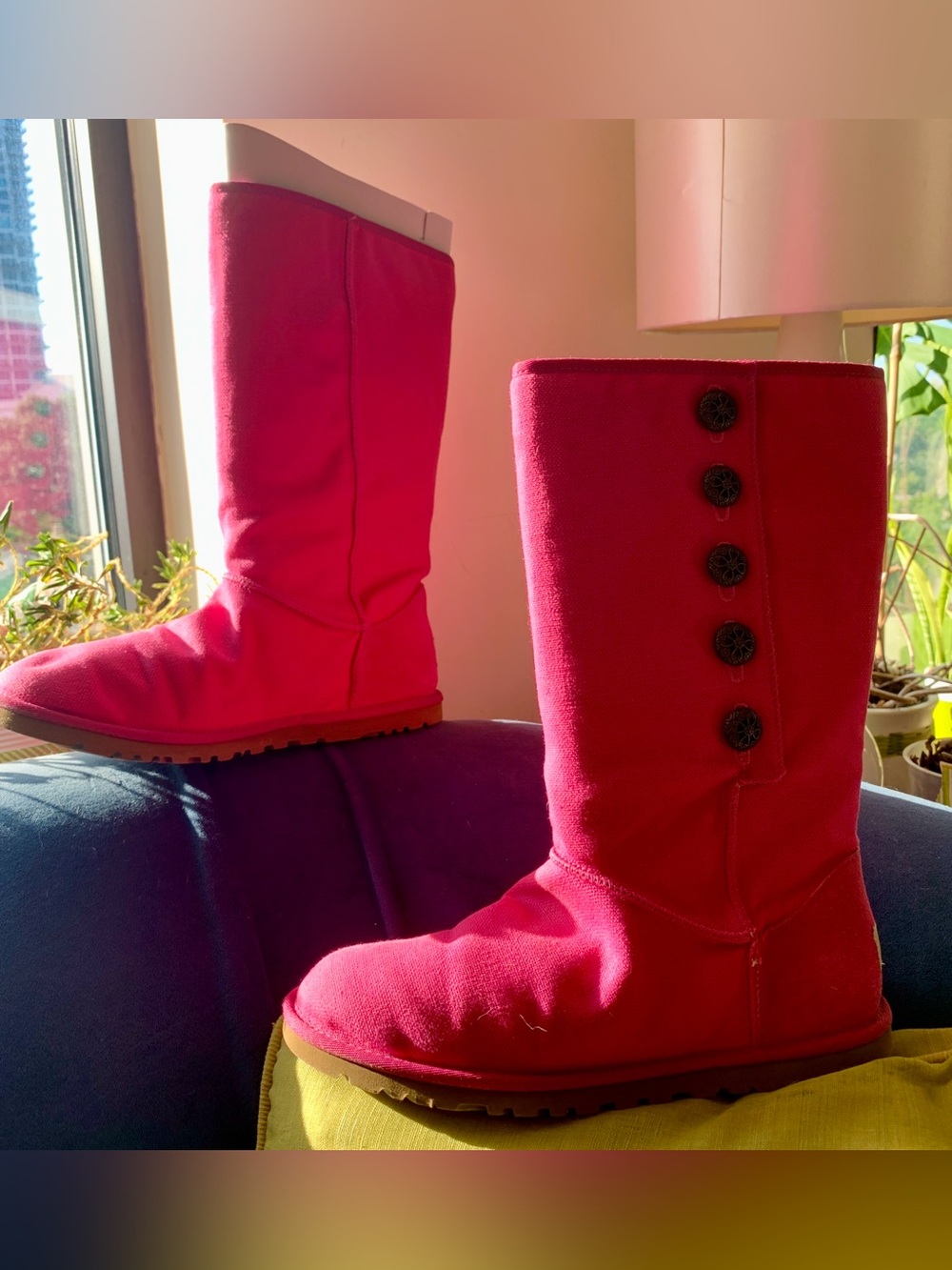 New! UGG Lo Pro Button Boot- Canvas - Lined - Size 9 - Rare Find